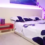 Hello 부쿠레슈티